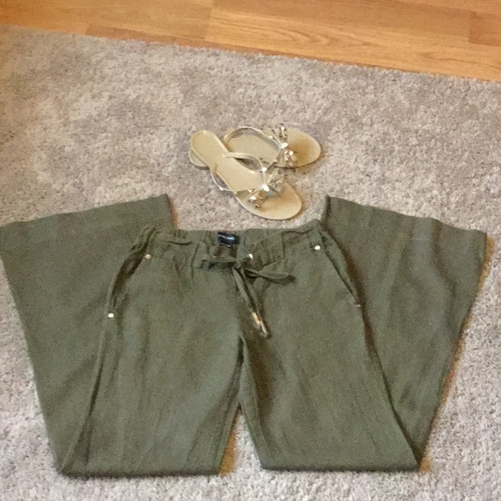Marciano Linen wide leg pants. Size XS.